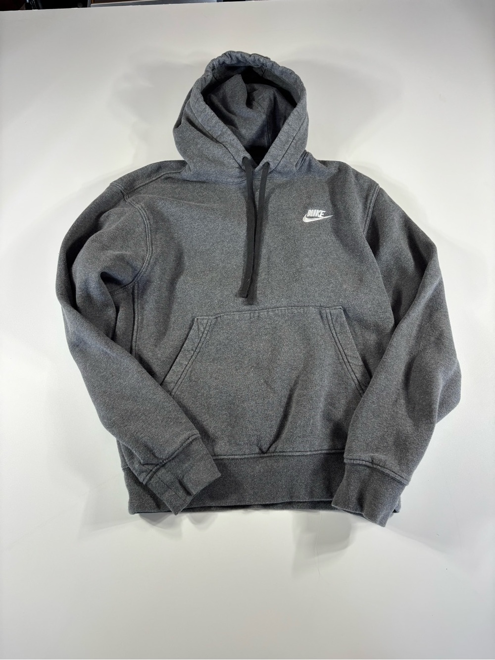 Nike Sportswear Club Fleece Hoodie Sweatshirt Charcoal Gray Men's Extra Small